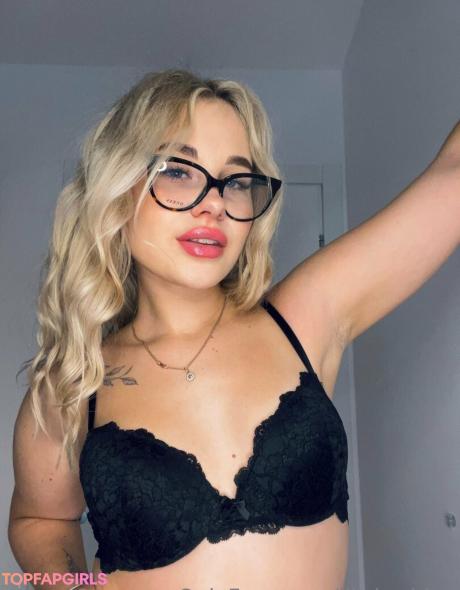 Heheh0 nude leaked OnlyFans photo #42