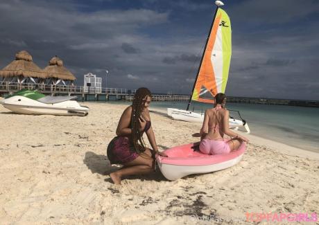 Yungmedusa7 nude leaked OnlyFans photo #38