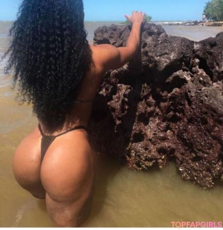 Vanessa nude leaked OnlyFans photo #11