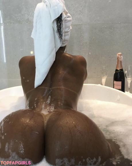 Vanessa nude leaked OnlyFans photo #18