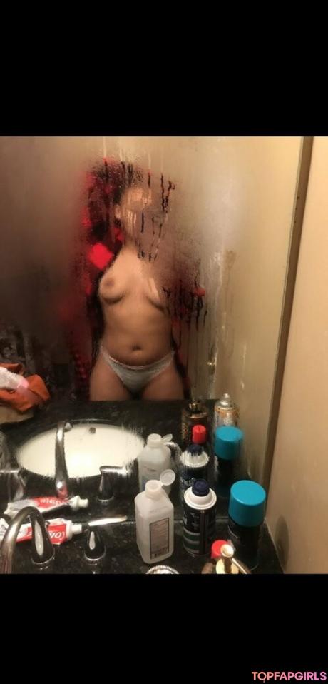 Bonniexclyde18 nude leaked OnlyFans photo #14