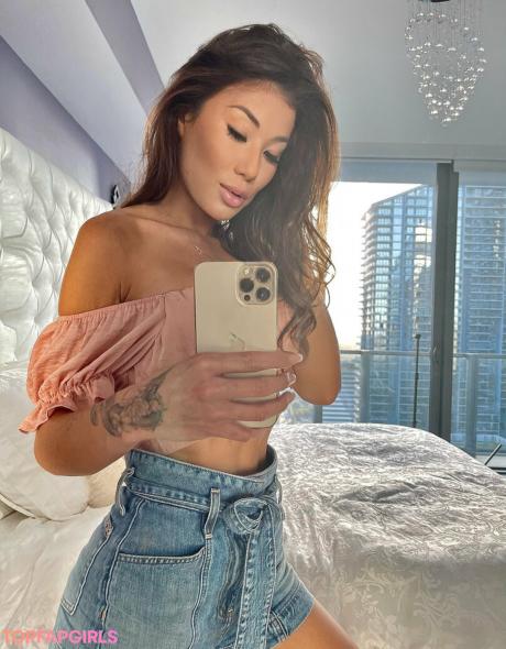 Lotus nude leaked OnlyFans photo #12