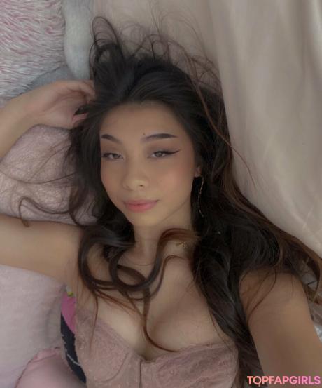Trin nude leaked OnlyFans photo #1