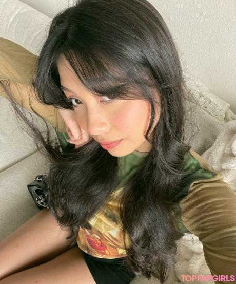 Trin nude leaked OnlyFans photo #14