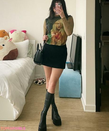 Trin nude leaked OnlyFans photo #15
