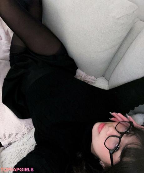 Trin nude leaked OnlyFans photo #16