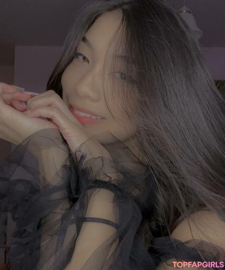 Trin nude leaked OnlyFans photo #4