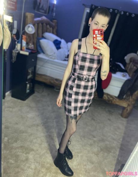 Alieninara nude leaked OnlyFans photo #22