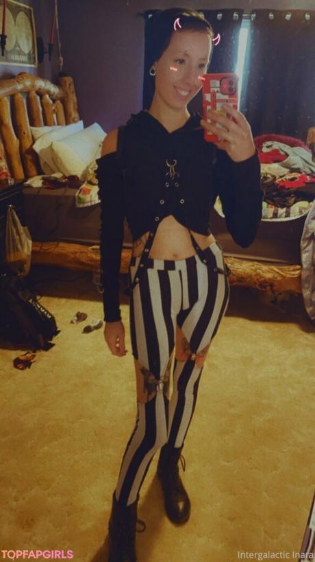 Alieninara nude leaked OnlyFans photo #43
