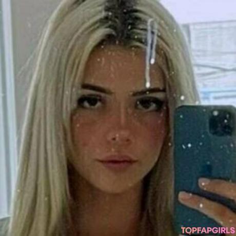 Aprilrae nude leaked OnlyFans photo #6