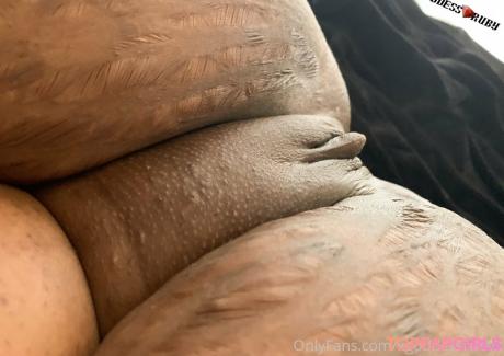 Xgoddessrubyx nude leaked OnlyFans photo #24