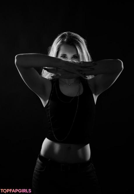 Mozasmr nude leaked OnlyFans photo #6