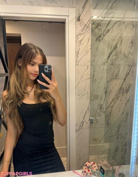 Emilyxnina nude leaked OnlyFans photo #17