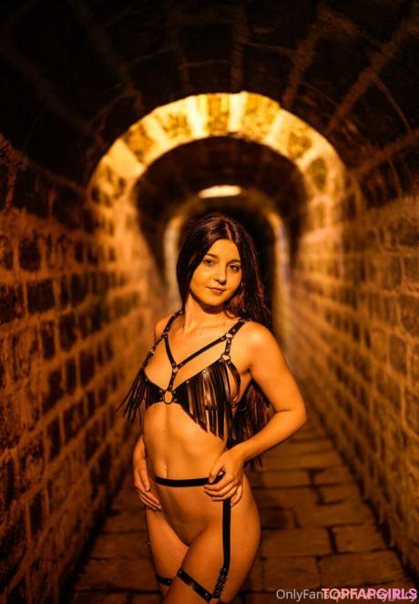 Leisy nude leaked OnlyFans photo #16