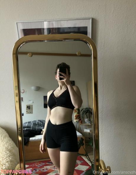 Anscvzh nude leaked OnlyFans photo #6