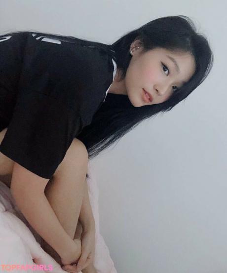 YoonHyoonAikuros nude leaked OnlyFans photo #11