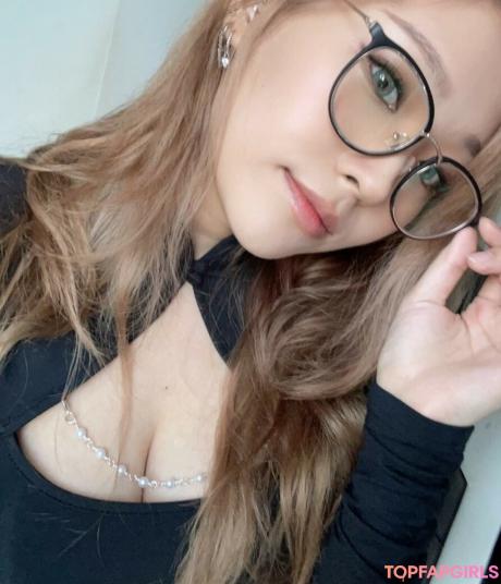 YoonHyoonAikuros nude leaked OnlyFans photo #17