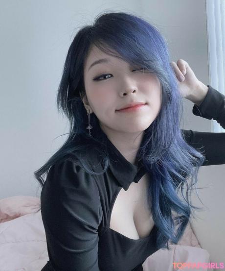 YoonHyoonAikuros nude leaked OnlyFans photo #38