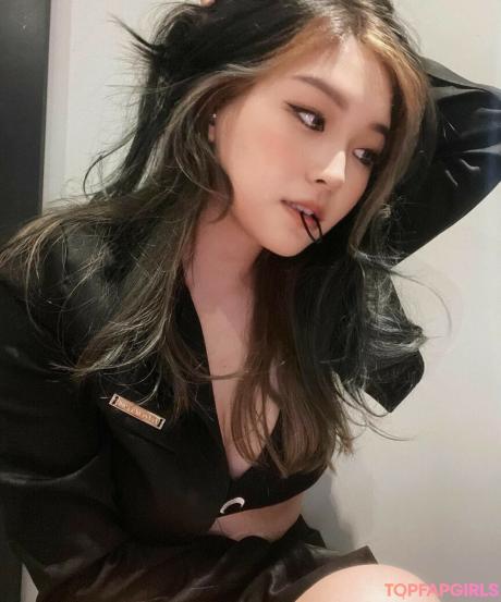 YoonHyoonAikuros nude leaked OnlyFans photo #42
