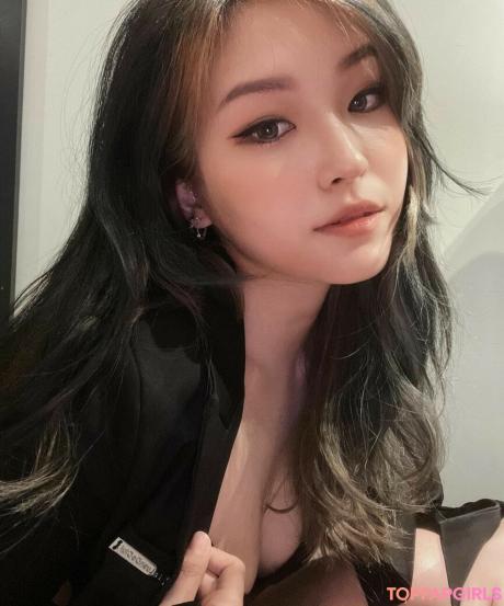 YoonHyoonAikuros nude leaked OnlyFans photo #45