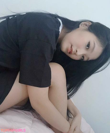 YoonHyoonAikuros nude leaked OnlyFans photo #48