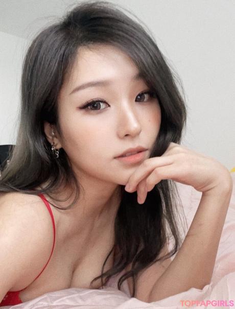 YoonHyoonAikuros nude leaked OnlyFans photo #62