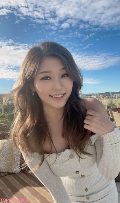 YoonHyoonAikuros nude leaked OnlyFans photo #92