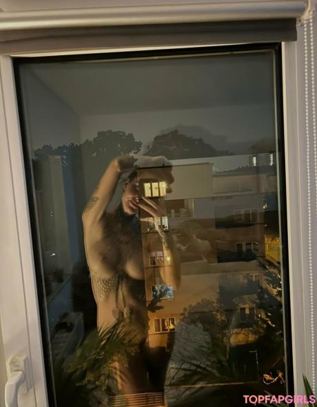Alertacomrades nude leaked OnlyFans photo #33