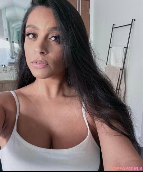 Lilly nude leaked OnlyFans photo #9