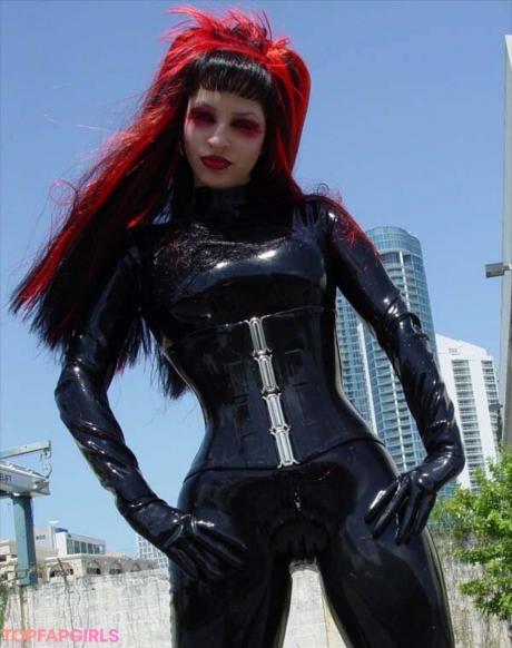 RubberDoll nude leaked OnlyFans photo #322