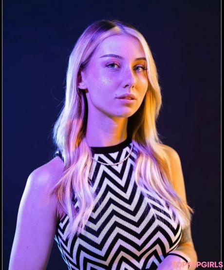 Veylaneey nude leaked OnlyFans photo #69