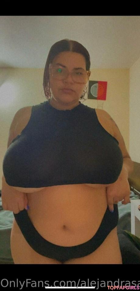 Alejandrasaez0 nude leaked OnlyFans photo #52