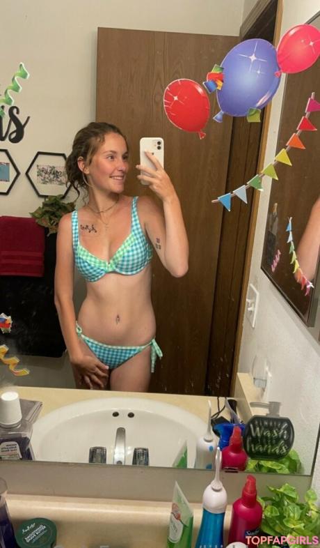 Lili.blossom nude leaked OnlyFans photo #98