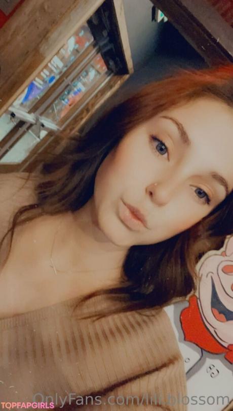 Lili.blossom nude leaked OnlyFans photo #22