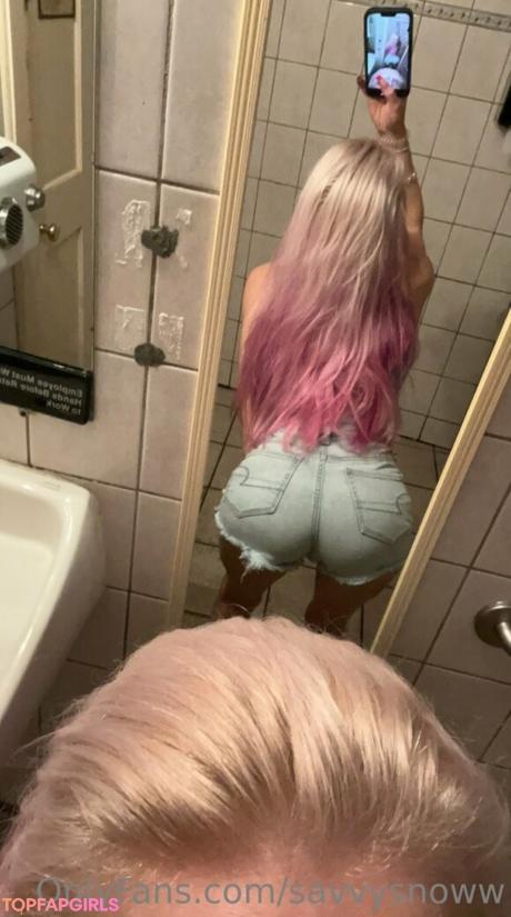 Savvysnoww nude leaked OnlyFans photo #6