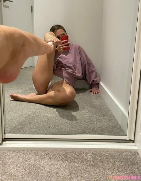 Barefoothottiex nude leaked OnlyFans photo #9