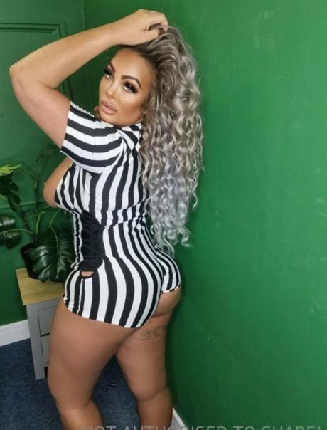 Princess nude leaked OnlyFans photo #129
