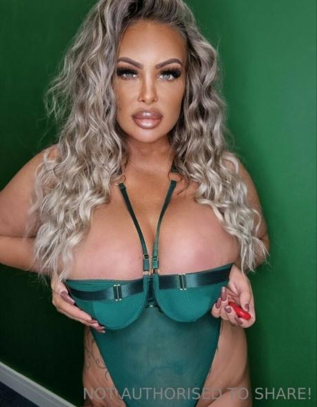 Princess nude leaked OnlyFans photo #190
