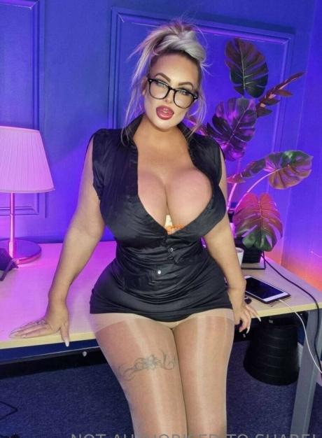 Princess nude leaked OnlyFans photo #244