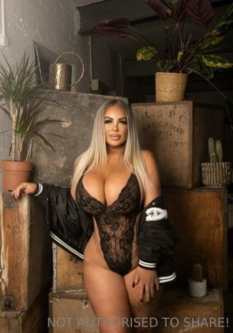Princess nude leaked OnlyFans photo #325