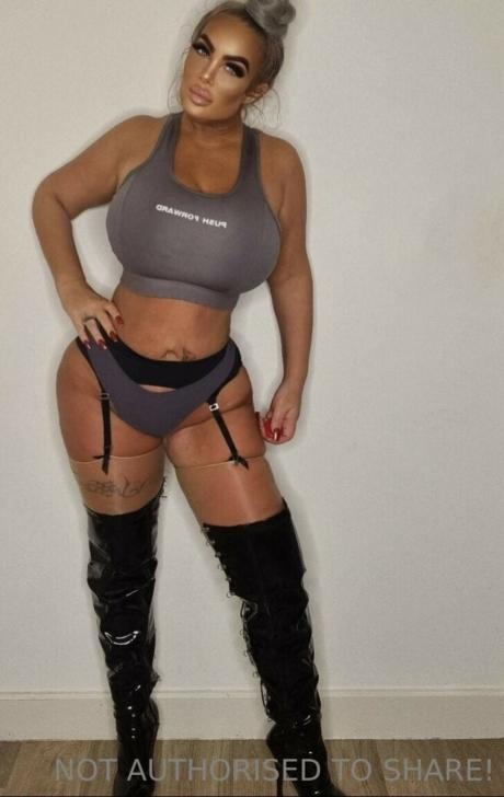 Princess nude leaked OnlyFans photo #76