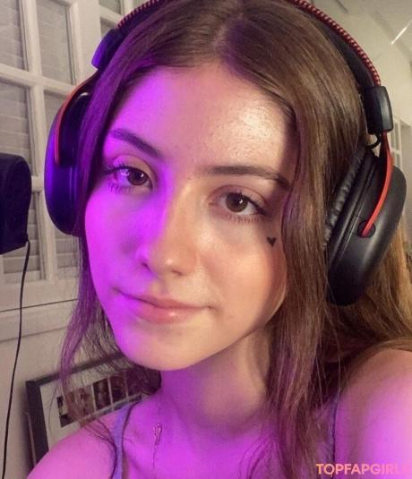 Sofia nude leaked OnlyFans photo #17