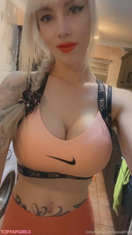 Bexicutefree nude leaked OnlyFans photo #38