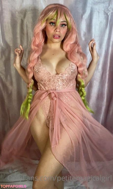 Petitemagicalgirl nude leaked OnlyFans photo #55