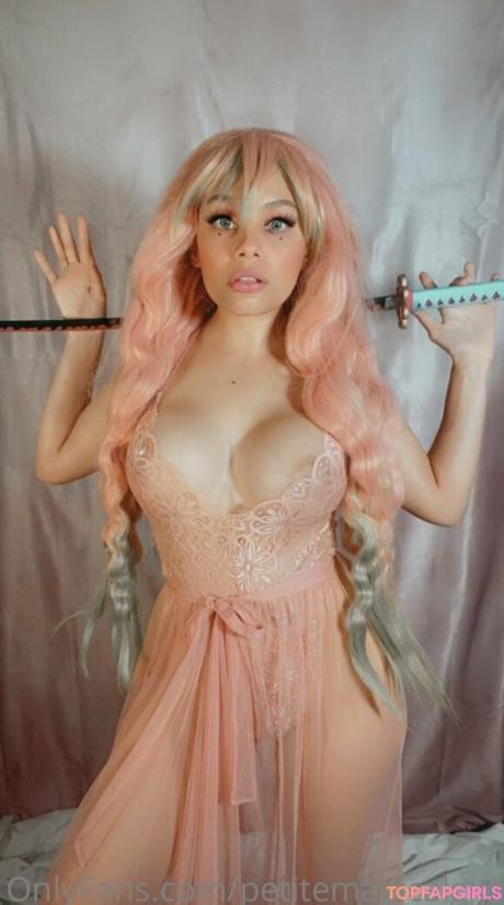 Petitemagicalgirl nude leaked OnlyFans photo #57