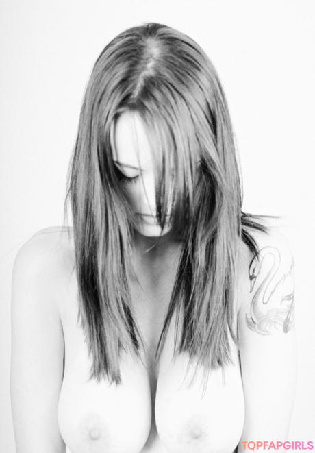 Henna nude leaked OnlyFans photo #16