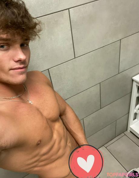 Taylorsfree nude leaked OnlyFans photo #27