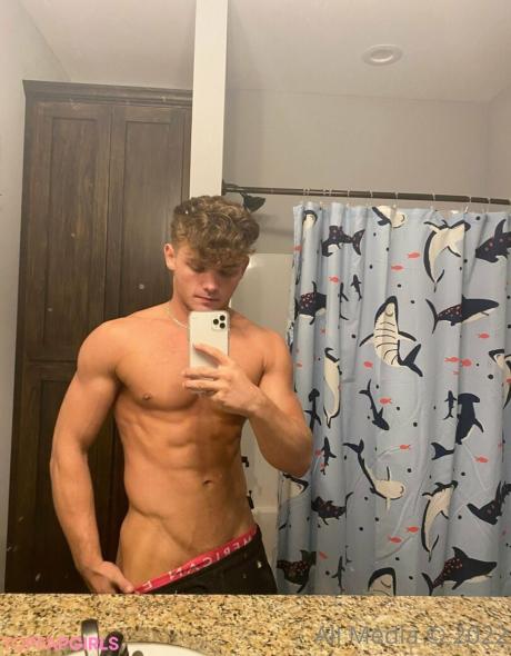 Taylorsfree nude leaked OnlyFans photo #28