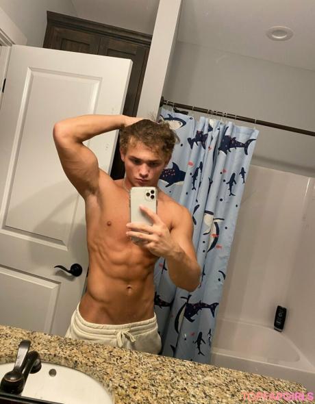 Taylorsfree nude leaked OnlyFans photo #47