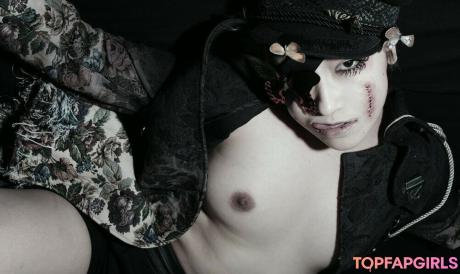 Omikero nude leaked OnlyFans photo #11